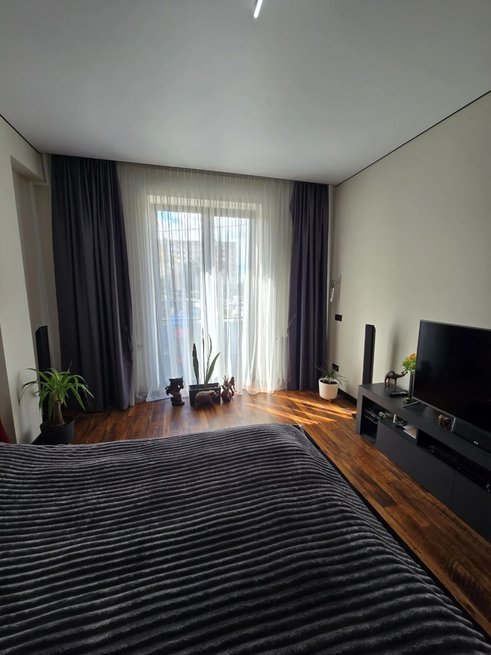 1-bedroom apartment in a new district