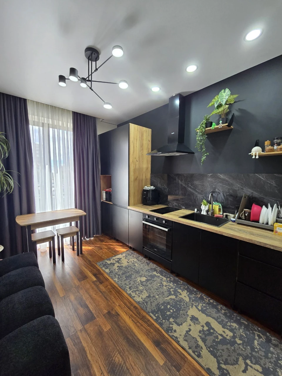1-bedroom apartment in a new district