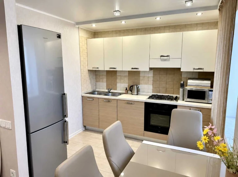 For Sale: 2-bedroom apartment in New Houses, near Metro Dvorzec Sporta
