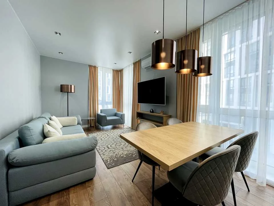 Apartment. Kyiv, Zarechna St.