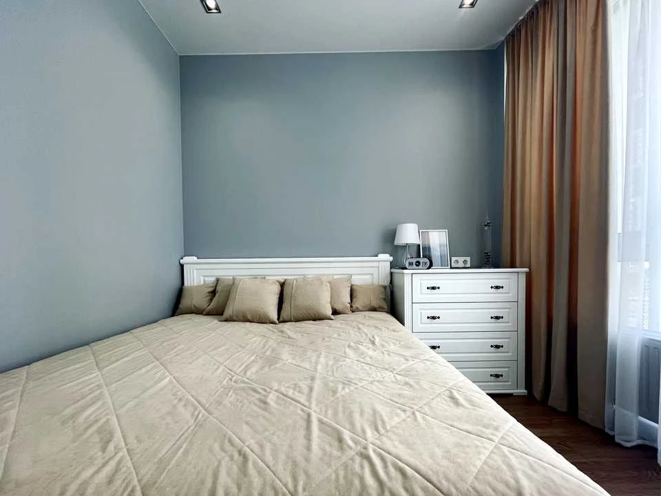 Apartment. Kyiv, Zarechna St.
