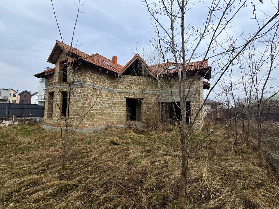 Будинок. Київ, Смерекова вул.