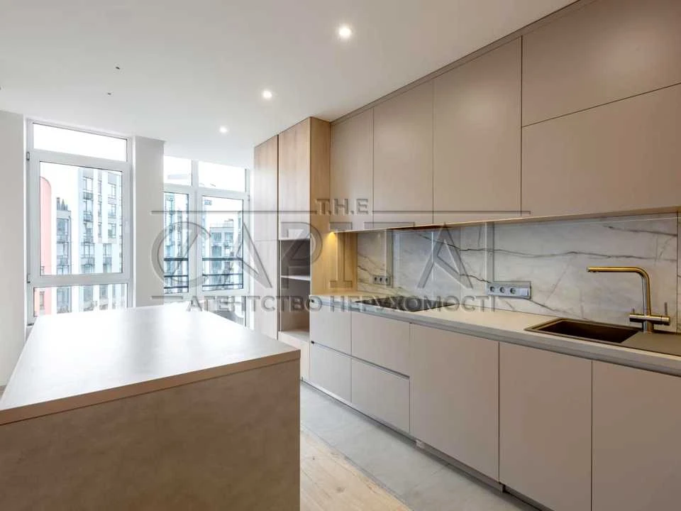 Apartment. Tedeia Rilyskho Blvd, Kyiv