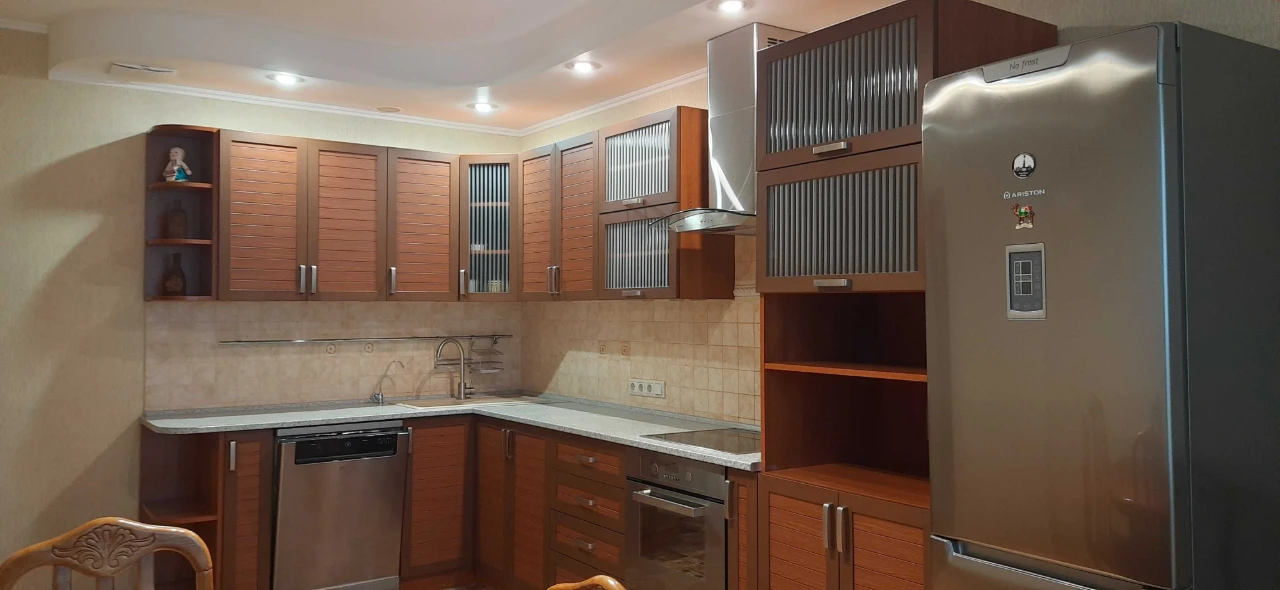 БЕЗ Комісії! Правий Беріг. Для Файної Родини. Роздільні Кімн