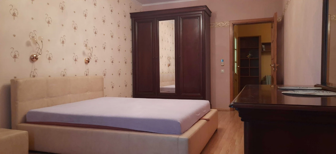 БЕЗ Комісії! Правий Беріг. Для Файної Родини. Роздільні Кімн