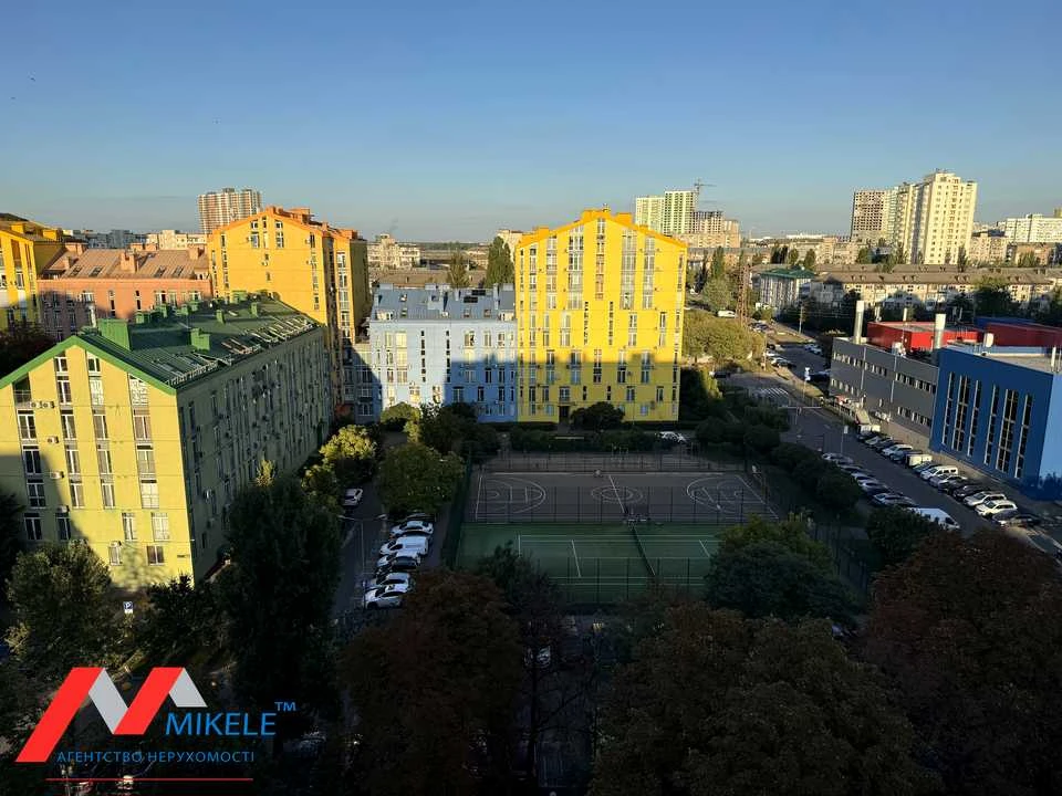 Квартира. Київ, Регенераторна вул.