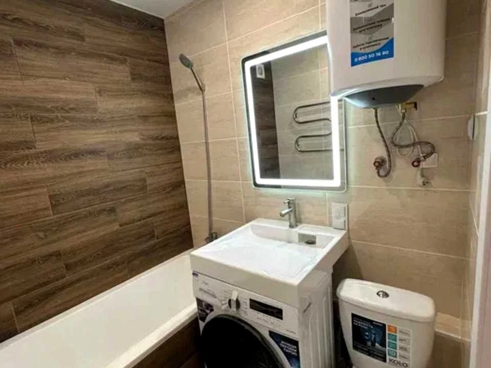 Apartment. Харьков, Heroes of Kharkov Avenue