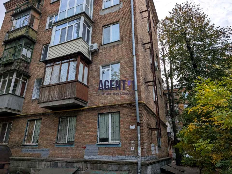 Квартира. Київ, проспект Любомира Гузара
