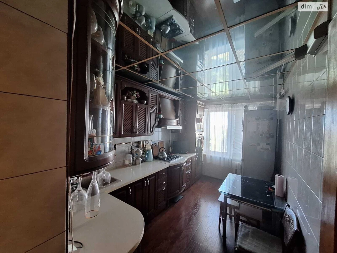Apartment for Sale, Left Bank