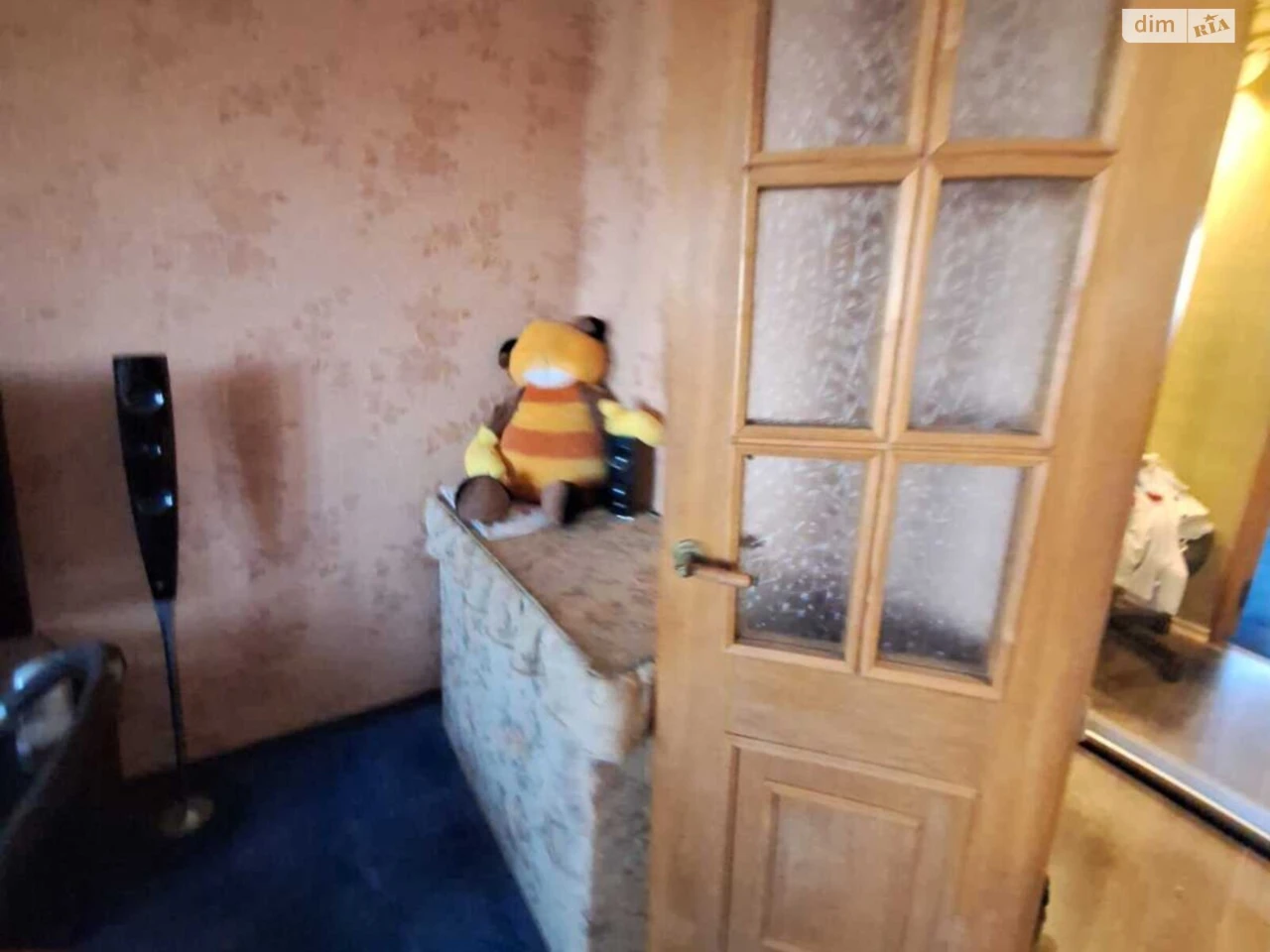 Apartment for Sale, Left Bank