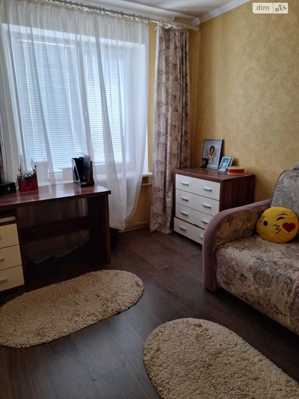 Apartment for Sale, Left Bank