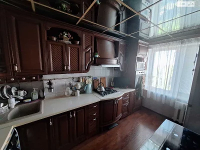 Apartment for Sale, Left Bank