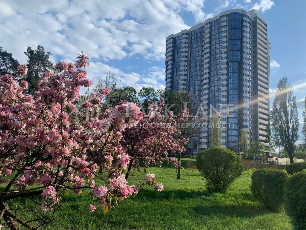 For sale 1-bedroom apartment in the Freedom residential complex, Darnitsa, Left Bank
