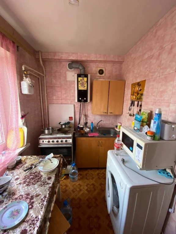 For Sale 2-bedroom apartment on O. Polya Street