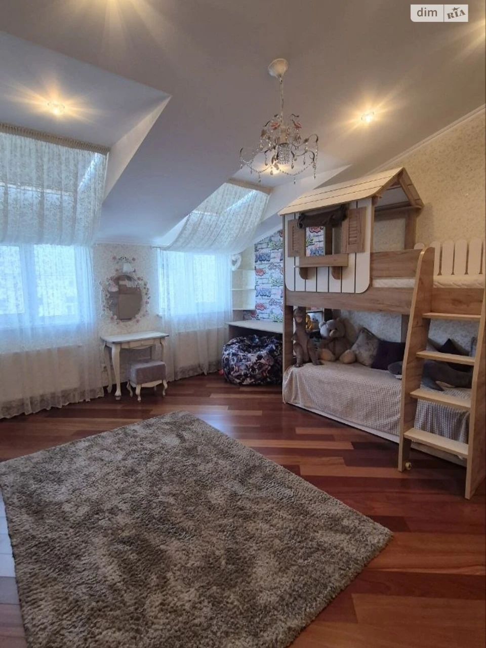 Продажа Квартира Приморский