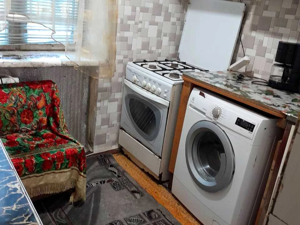 Квартира. Запоріжжя, вулиця Добровольчих батальйонів.