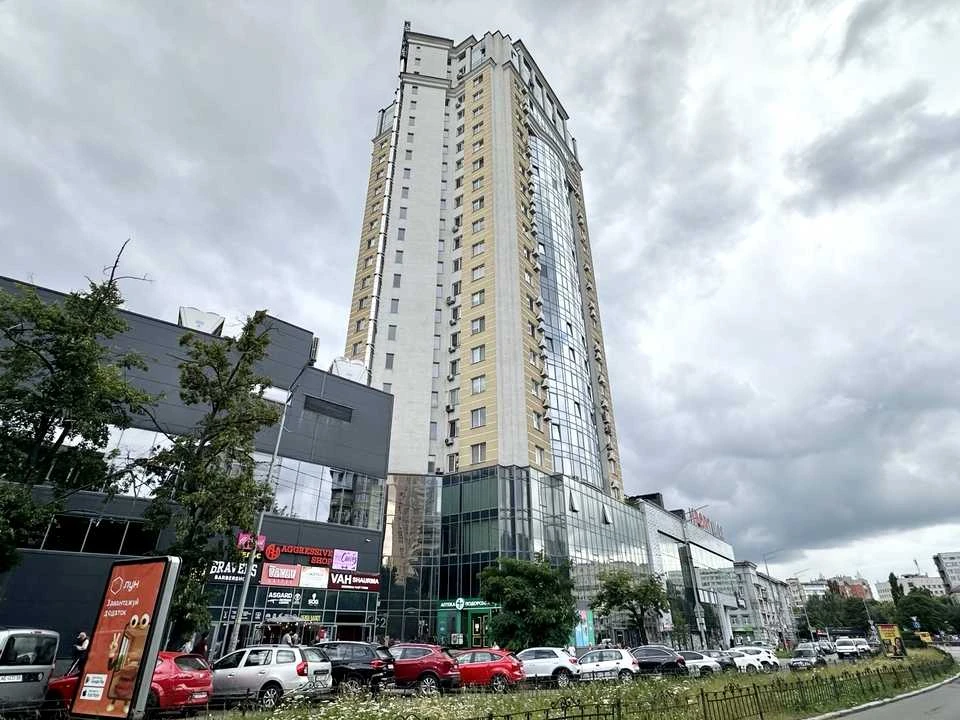 Квартира. Київ, Берестейський просп.