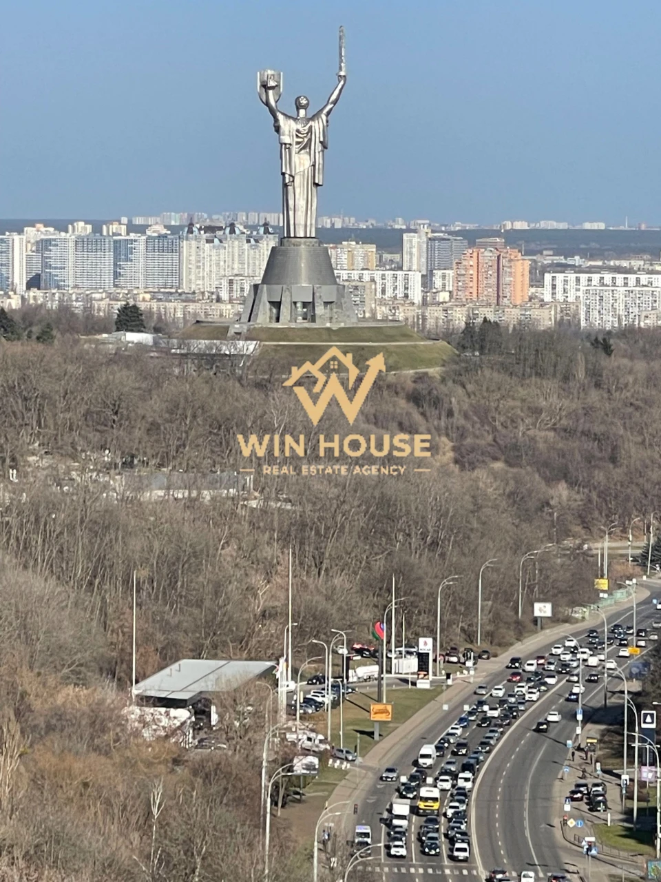 3К квартира на Печерську біля метро Звіринецька, бул. Лесі У