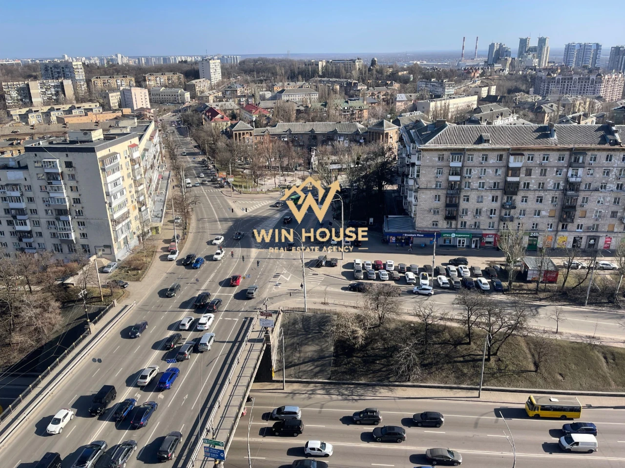 3К квартира на Печерську біля метро Звіринецька, бул. Лесі У