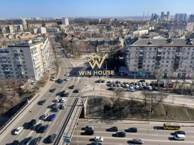 3К квартира на Печерську біля метро Звіринецька, бул. Лесі У
