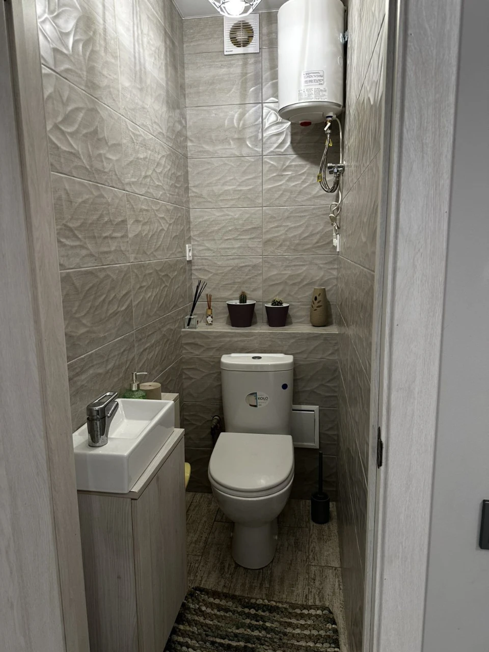 Sale of a 2-bedroom apartment from the owner, address: Hrushevsky Street
