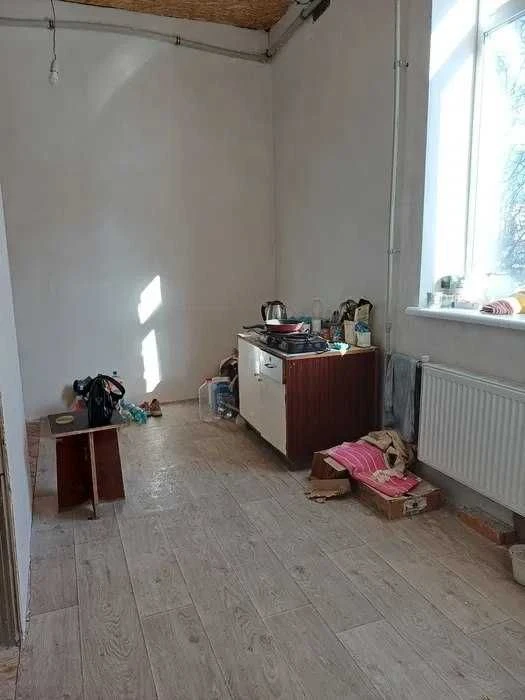 FOR SALE - 1-bedroom apartment, 43m2, kitchen 12m2 - Good condition. Heating: M/p.