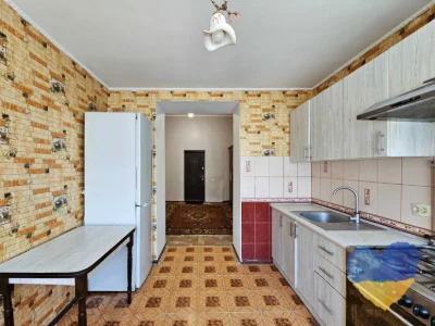 Cozy 2-bedroom apartment with its own plot in the city