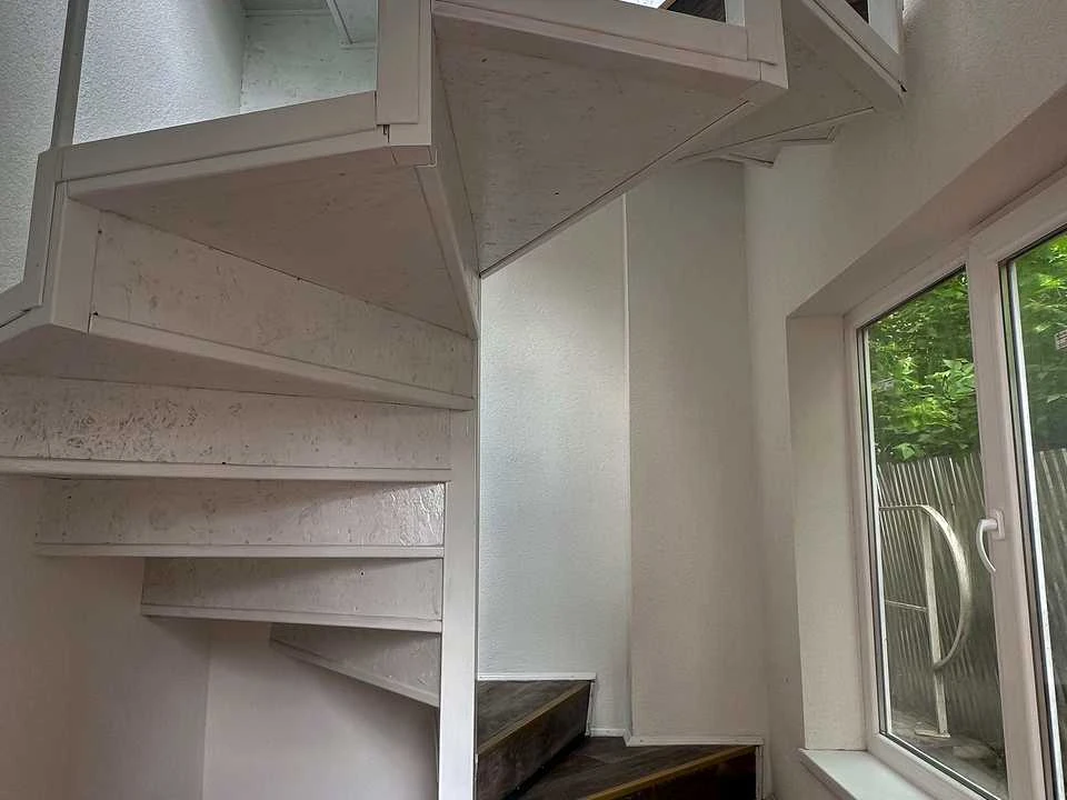 Apartment. Shkilna St.
