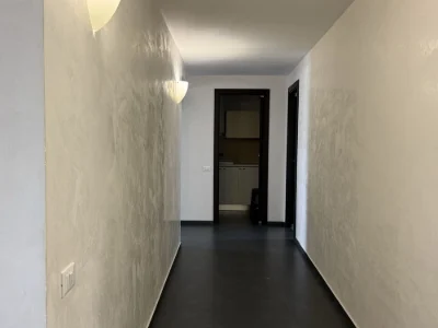 Sale or long-term rental. 3-bedroom apartment 150 m²