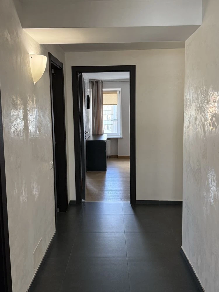 Sale or long-term rental. 3-bedroom apartment 150 m²