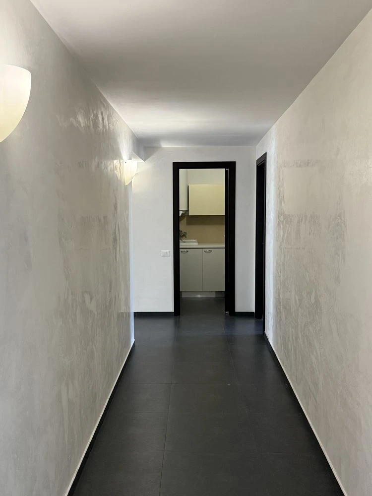 Sale or long-term rental. 3-bedroom apartment 150 m²