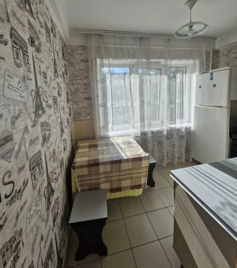 Сдается 2-комнатная квартира 47 м², улица Героев Севастополя, 1