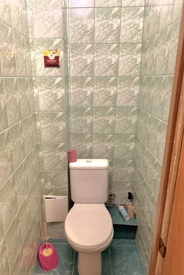 Продається 1-кімнатна квартира 39 м², вулиця Николая Закревського,