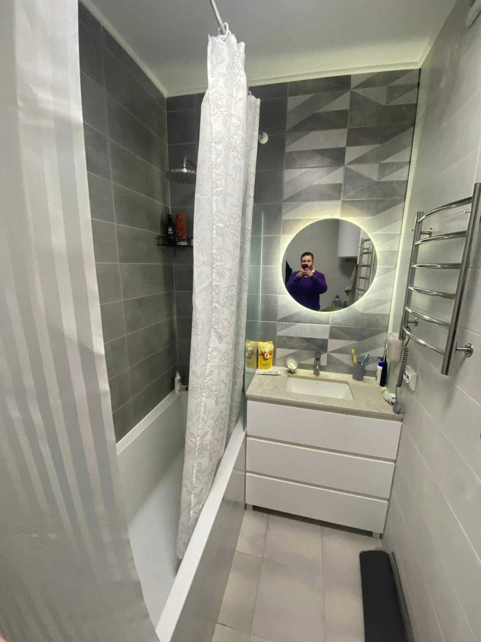 3-room apartment with designer renovation! Syretski Sady Residential Complex