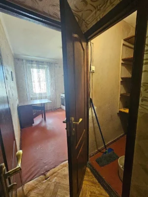 продам 4к., вул. Братиславська 13, Воскресенка, поруч Епіцен