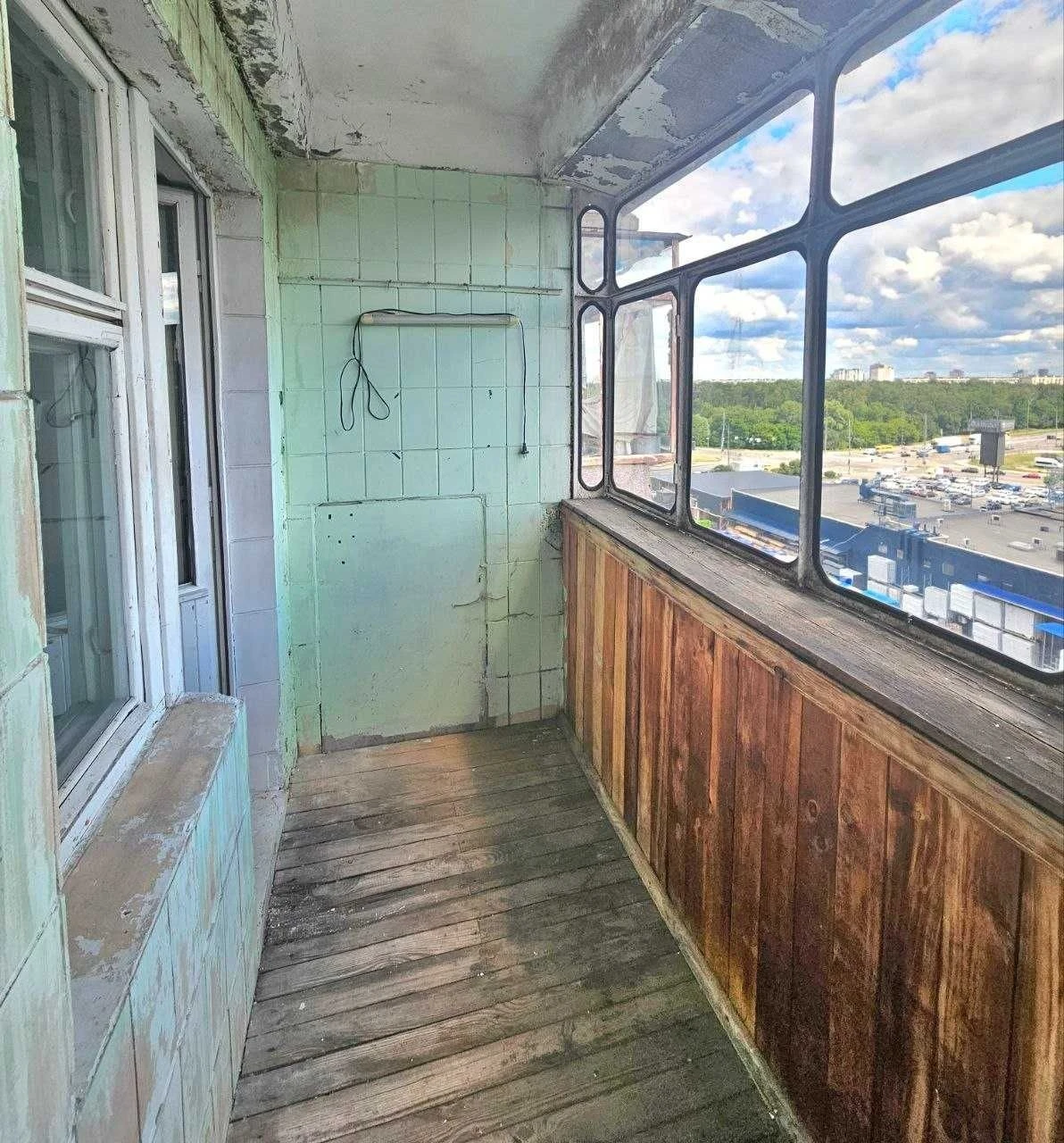 продам 4к., вул. Братиславська 13, Воскресенка, поруч Епіцен