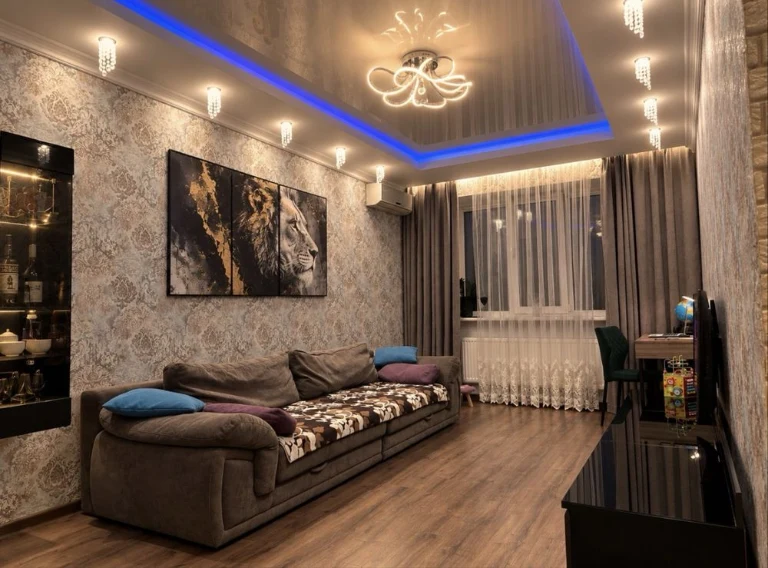 Spacious 2-bedroom apartment 67 m2, there is a shelter in the building.