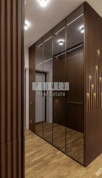 Продаж 3-кімнатної дизайнерської квартири 84 м² з терасою ЖК