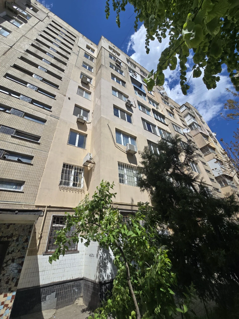 В продаже однокомнатная квартира на Ак. Глушко. 26 500$