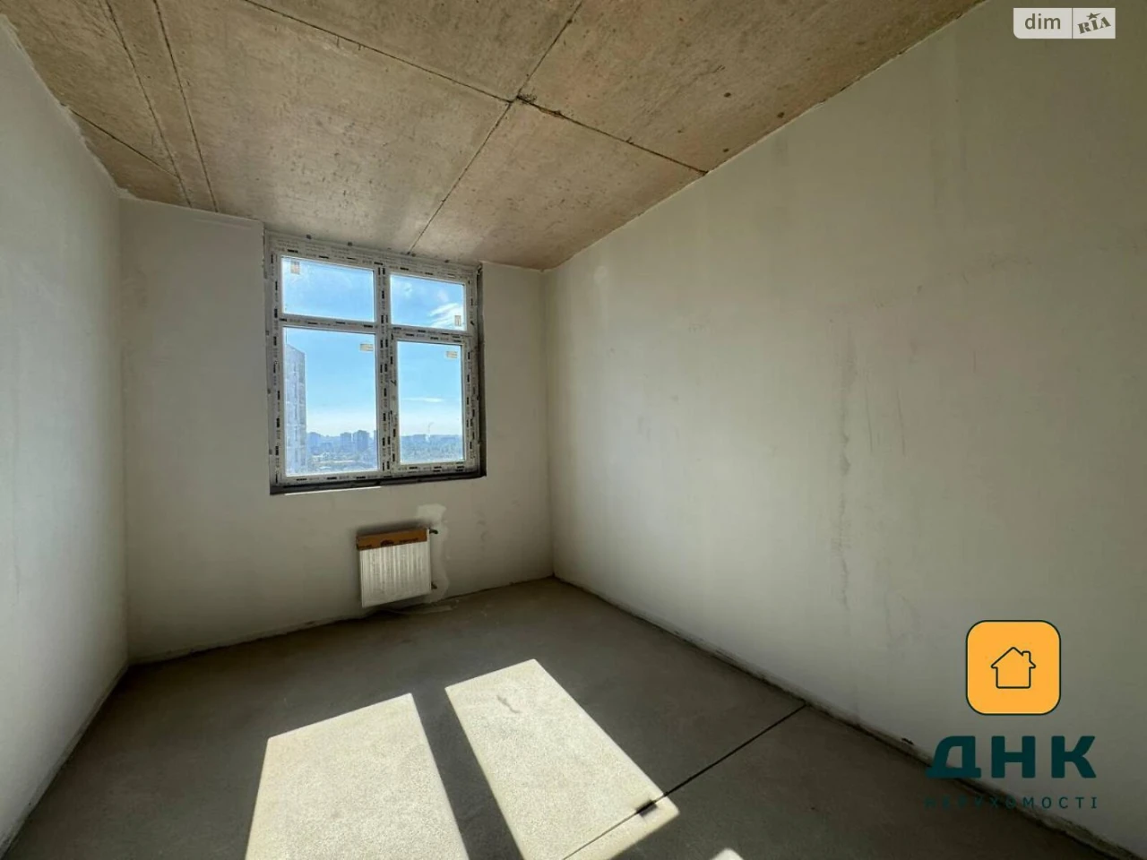 Apartment for Sale - 65 Perlyana