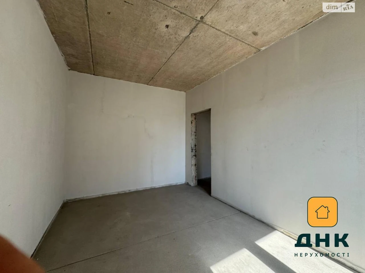 Apartment for Sale - 65 Perlyana