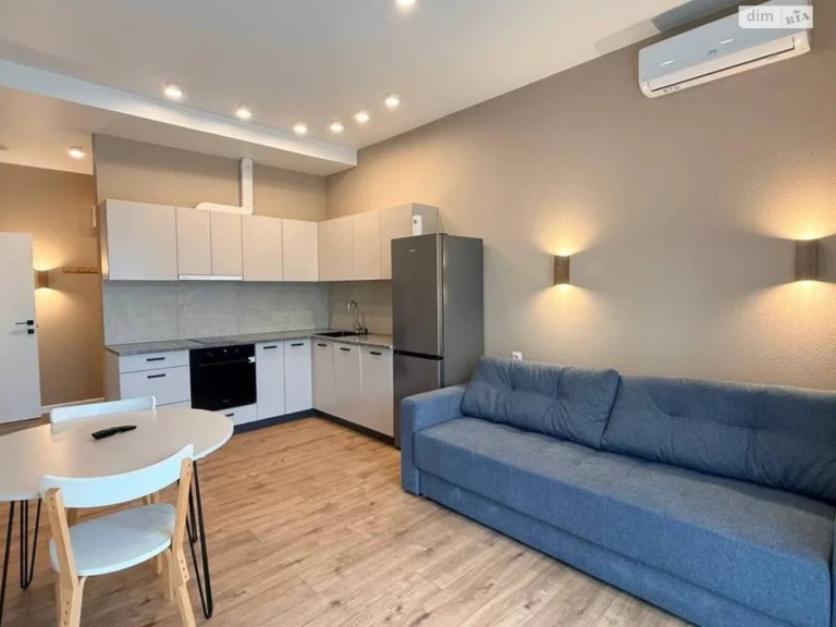 Long-Term Rental Apartment Podilsky