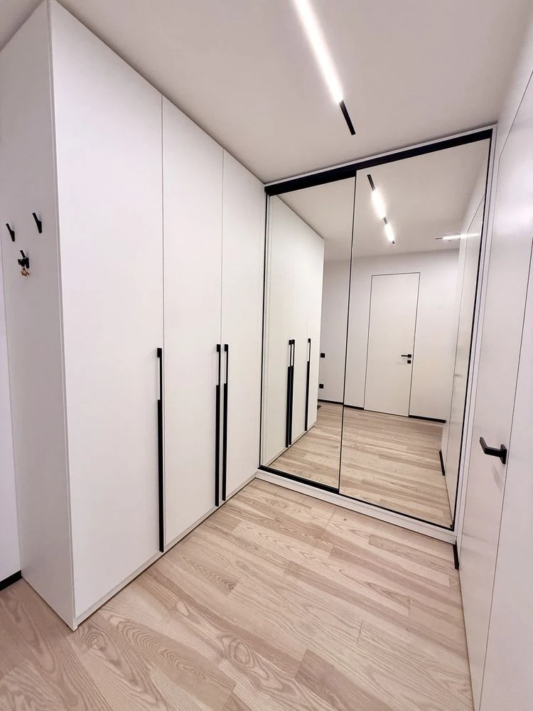 No %. Rental of a 1-bedroom apartment, 52 sq. m. in the City Hub complex, near the Volozh railway station.