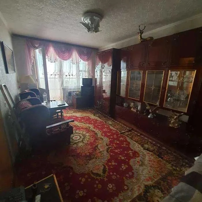 2х комнатная квартира с ремонтом на Юхновского, рядом с парком