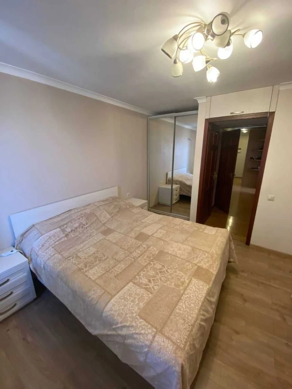 Great offer! Sale of a 3-bedroom apartment, Obolon, вул. Iasyuka