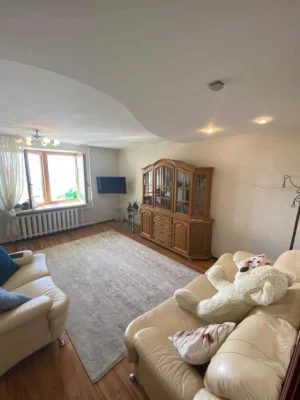 Great offer! Sale of a 3-bedroom apartment, Obolon, вул. Iasyuka