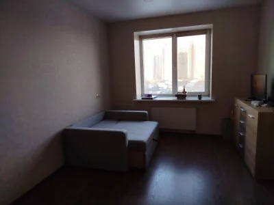 Продаж квартири в ЖК "Садовий Лівобережна" від власника, 1-ша квартира 43.8
