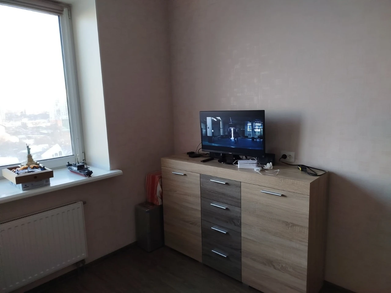 Продаж квартири в ЖК "Садовий Лівобережна" від власника, 1-ша квартира 43.8