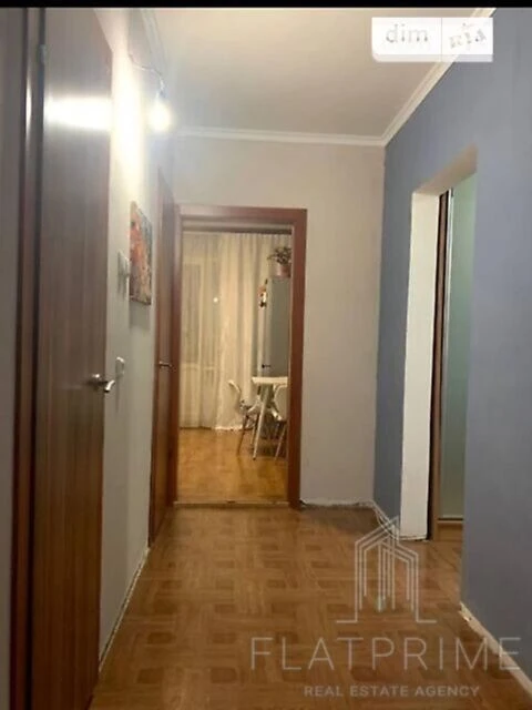 Продаж 1к квартири 54.3 кв. м на вул. Миколи Закревського 97