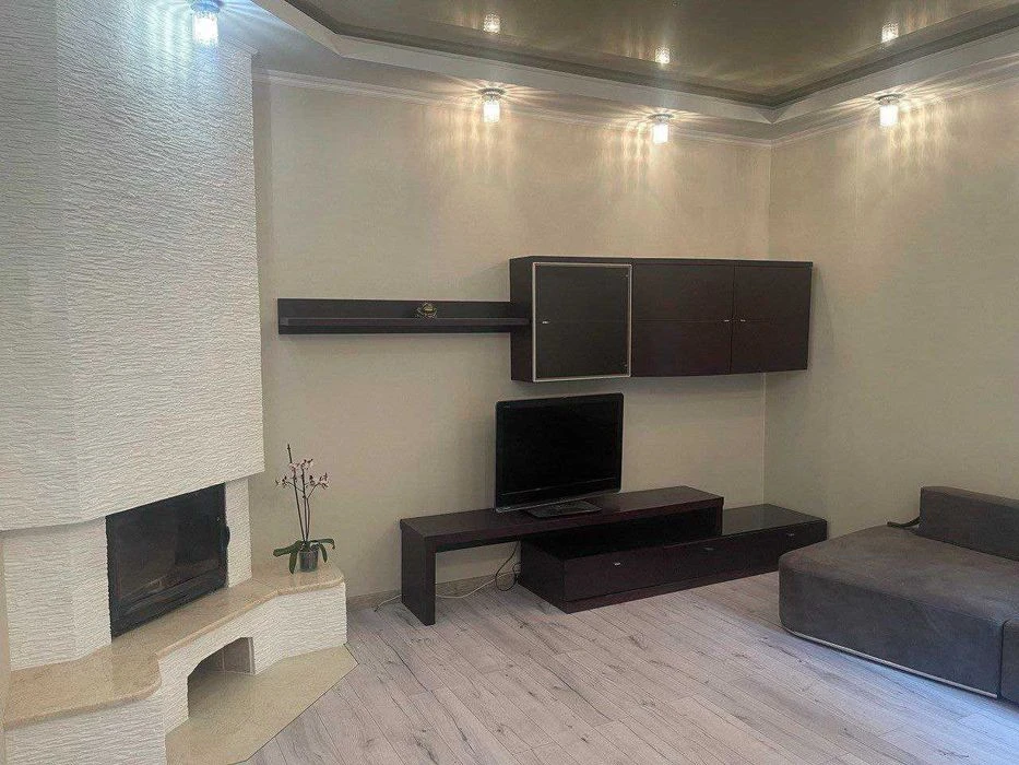 Багаторівнева квартира 214 м² для життя, бізнесу або оренди